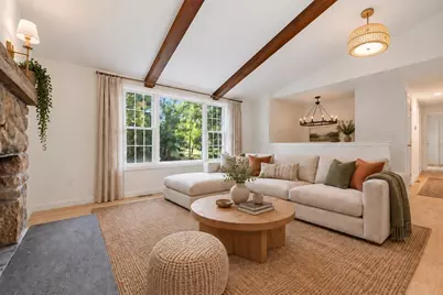 32 Thicket St, Abington, MA 02351 - Photo 4
