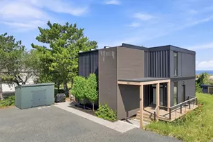 41B Wingaersheek Rd, Gloucester, MA 01930 - Photo 2