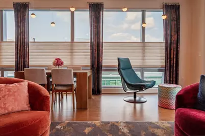 500 Atlantic Ave #17J, Boston, MA 02210 - Photo 4