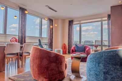 500 Atlantic Ave #17J, Boston, MA 02210 - Photo 2