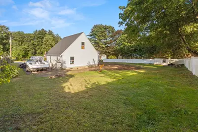 10 Clark Rd, Groveland, MA 01834 - Photo 8