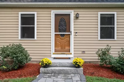 26 Joyce Ln, Bellingham, MA 02019 - Photo 6