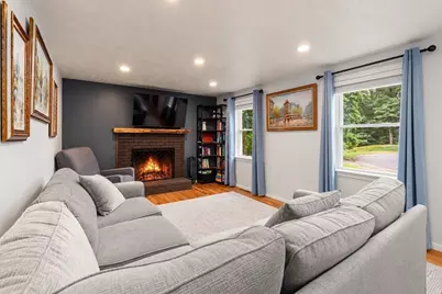 26 Joyce Ln, Bellingham, MA 02019 - Photo 8