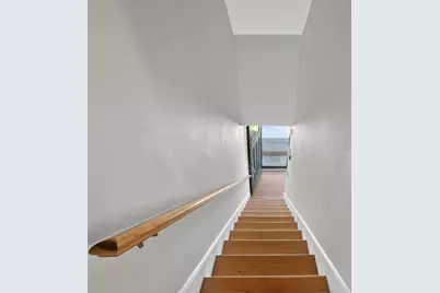 10 West St, New Bedford, MA 02740 - Photo 16