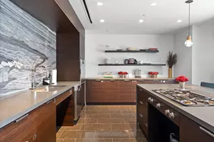 300 Pier 4 Blvd, Boston, MA 02210 - Photo 18