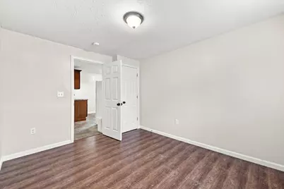 27 Regan St, Gardner, MA 01440 - Photo 16