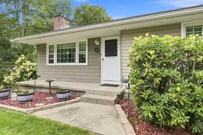50 Taylor St, Granby, MA 01033 - Photo 4