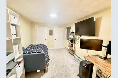 32 Grant Street, Lynn, MA 01902 - Photo 22
