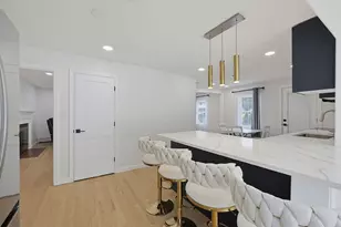 138 Tolman St, Newton, MA 02465 - Photo 6