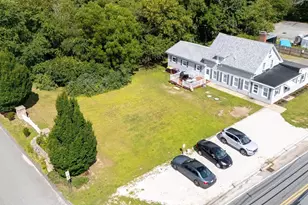 595 Main St, Acushnet, MA 02743 - Photo 4