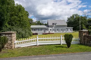 595 Main St, Acushnet, MA 02743 - Photo 2