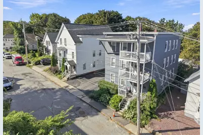 17 Regan St, Gardner, MA 01440 - Photo 2