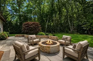 250 Country Dr, Weston, MA 02493 - Photo 32