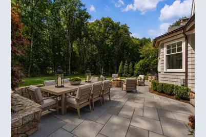 250 Country Drive, Weston, MA 02493 - Photo 28