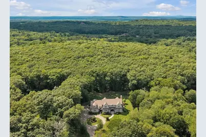 250 Country Drive, Weston, MA 02493 - Photo 34