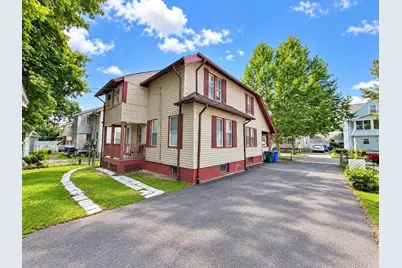 65 Rochelle St, Springfield, MA 01109 - Photo 2