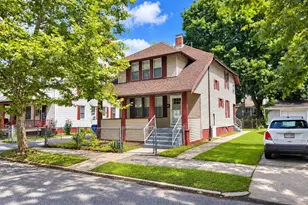 65 Rochelle St, Springfield, MA 01109 - Photo 1
