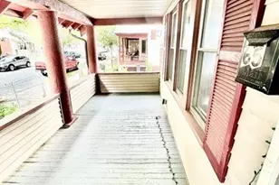 65 Rochelle St, Springfield, MA 01109 - Photo 8