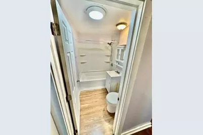 65 Rochelle St, Springfield, MA 01109 - Photo 32