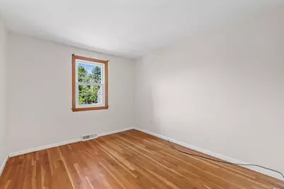 93 Jerrold St, Holliston, MA 01746 - Photo 16