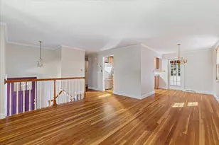 93 Jerrold St, Holliston, MA 01746 - Photo 4