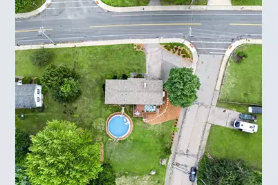 592 Pond St, Franklin, MA 02038 - Photo 34