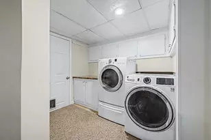 592 Pond St, Franklin, MA 02038 - Photo 24