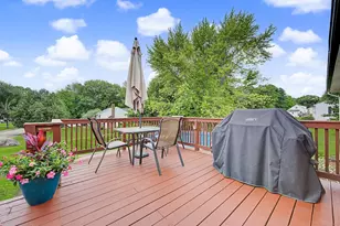 592 Pond St, Franklin, MA 02038 - Photo 28