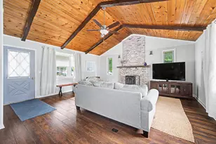 592 Pond St, Franklin, MA 02038 - Photo 2
