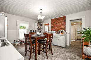 107 Myrtle, Lowell, MA 01850 - Photo 6