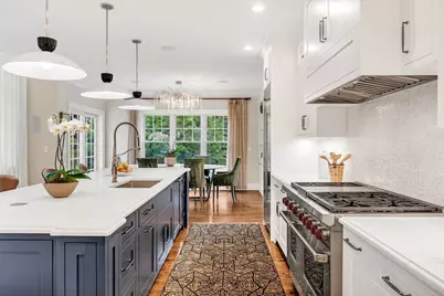 25 Holly Cir, Weston, MA 02493 - Photo 8