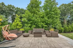 25 Holly Cir, Weston, MA 02493 - Photo 28