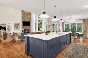25 Holly Cir, Weston, MA 02493 - Photo 10