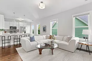 9 Upham Ave, Boston, MA 02125 - Photo 10