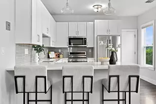9 Upham Ave, Boston, MA 02125 - Photo 2