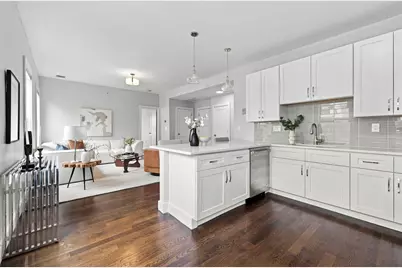 9 Upham Ave #2, Boston, MA 02125 - Photo 6
