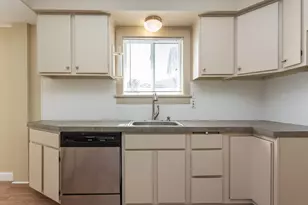 2714 Riverside Ave, Somerset, MA 02726 - Photo 14