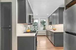 730 Hale St, Beverly, MA 01915 - Photo 4