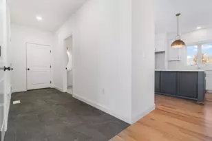 62 High St, Stoneham, MA 02180 - Photo 4