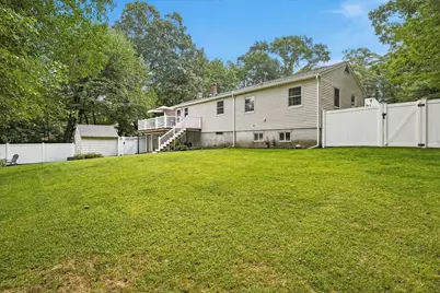 13 Hilltop Dr, Burlington, MA 01803 - Photo 32