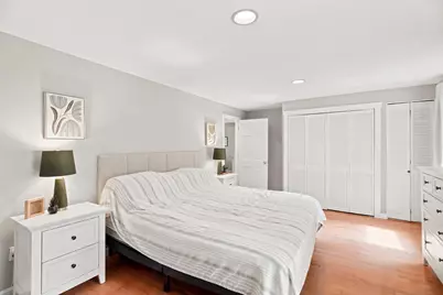 13 Hilltop Dr, Burlington, MA 01803 - Photo 18