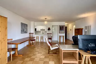 50 Lngwood, Brookline, MA 02446 - Photo 2