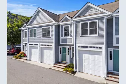 201 Main St #2, Woburn, MA 01801 - Photo 2