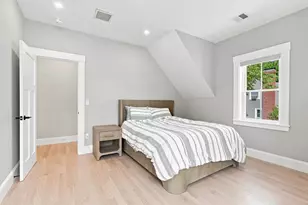 20 Florence St, Natick, MA 01760 - Photo 12