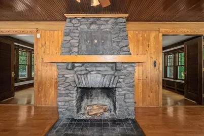 1140 Northampton St, Holyoke, MA 01040 - Photo 14