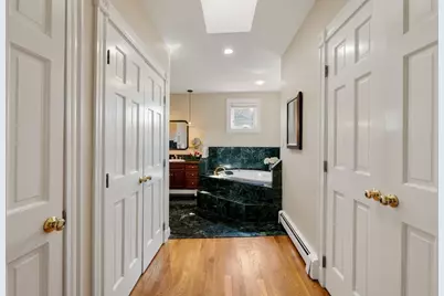 51 Chestnut Street, Boston, MA 02129 - Photo 22