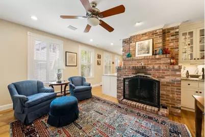 51 Chestnut Street, Boston, MA 02129 - Photo 18