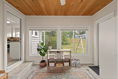 161 Dodge St, Beverly, MA 01915 - Photo 10