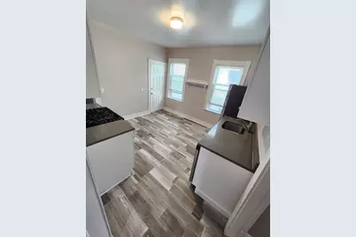 38 Bellevue St #2, Boston, MA 02125 - Photo 4