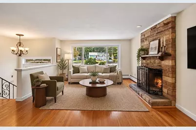8 Niles Road, Randolph, MA 02368 - Photo 2